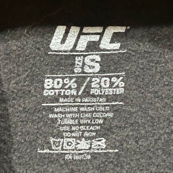 UFC Black Hoodie with Graphic Design - Picture 3 of 7